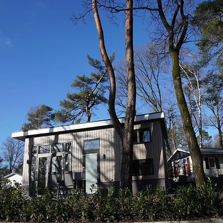 Дом отдыха Forest-view Tiny House, Cleaning Included *