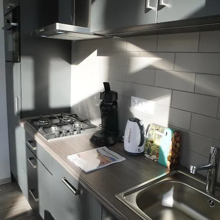 Forest-view Tiny House, Cleaning Included